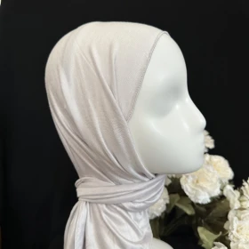 حجاب كويتي مثلث مَطن سكني