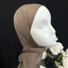 حجاب كويتي مثلث سادة قطن اخضر زيتي
